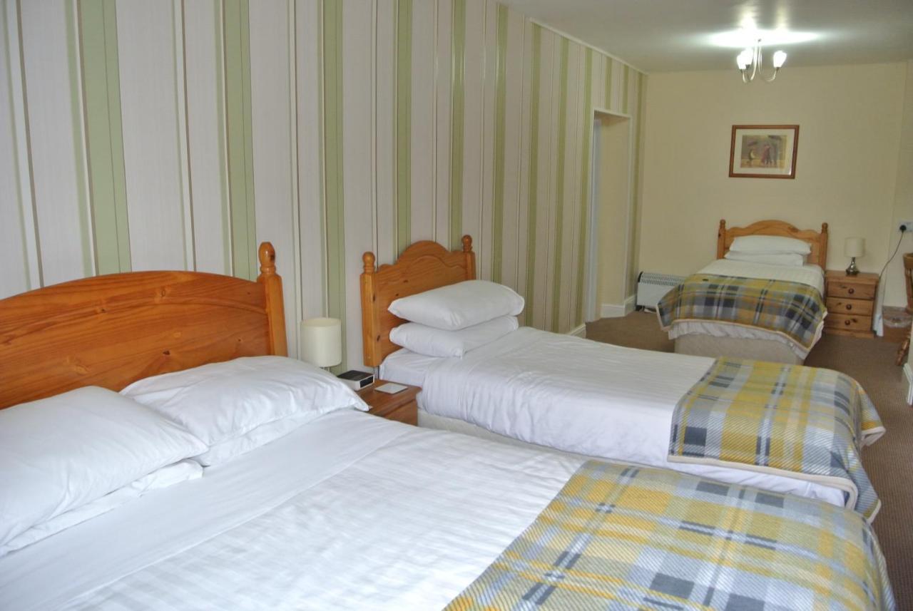 Old Castle Farm Guest House Brecon Exterior foto