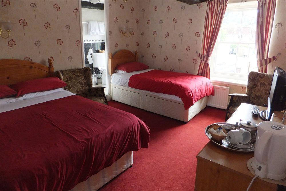 Old Castle Farm Guest House Brecon Exterior foto