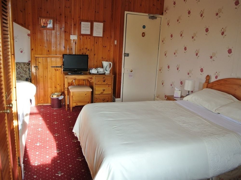 Old Castle Farm Guest House Brecon Exterior foto